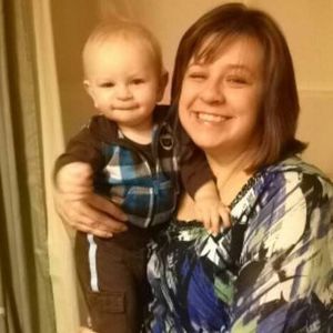 Meet your Posher, Candis